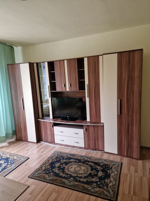 Inchiriez garsonieră