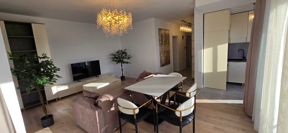 Proprietar inchiriez apartament 2 camere, loc de parcare - prima inchiriere