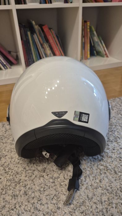 Vând casca open face AGV
