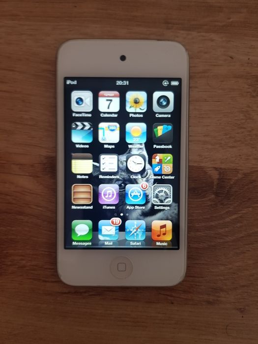 iPod 32GB работещ