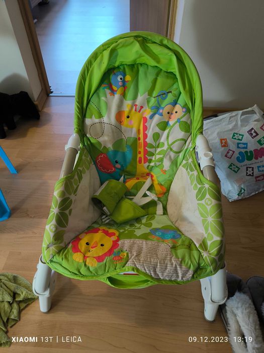 Стол за хранене на дете