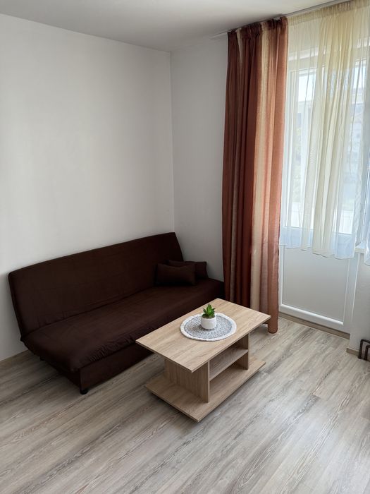 Apartament de închiriat 2 camere zona Cedonia