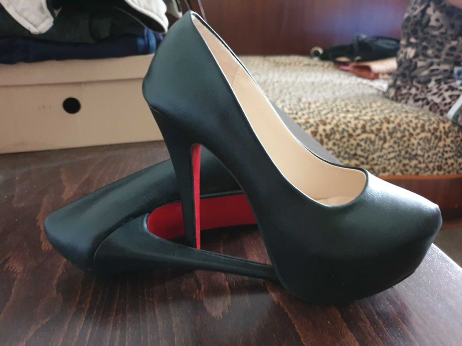 Официални обувки