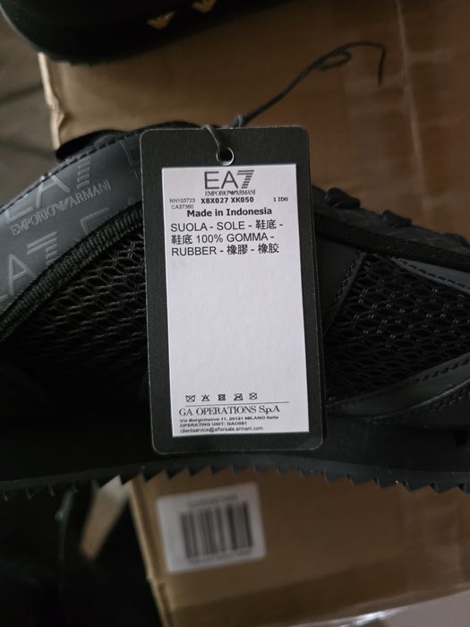 Papuci Armani noi