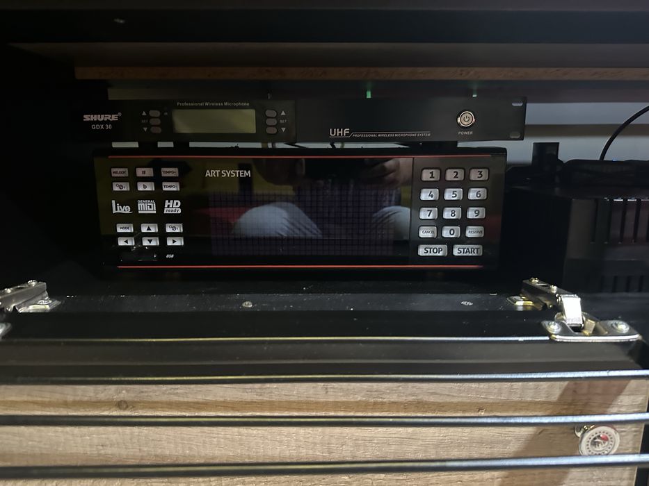 Продам караоке AST100