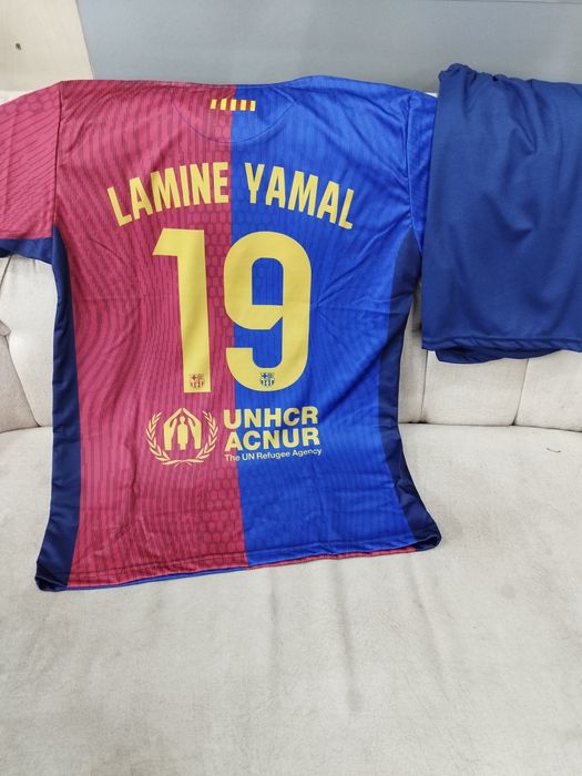 Футболни екипи по 25 лв./бр.