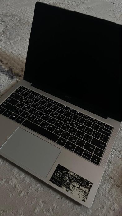Ноутбук модель:Acer