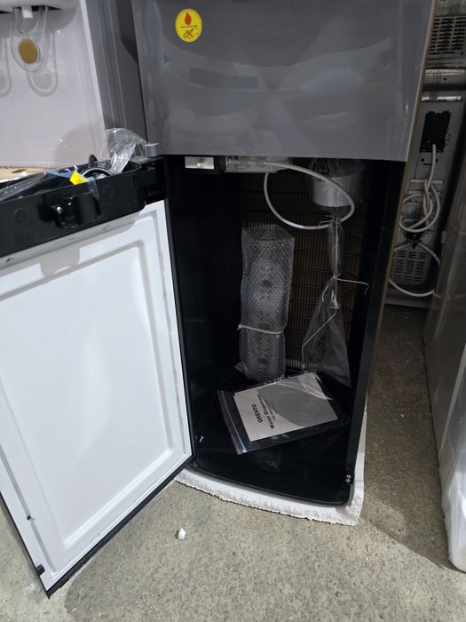 Нов компресорен диспенсър за вода с долно зареждане Grento WD162