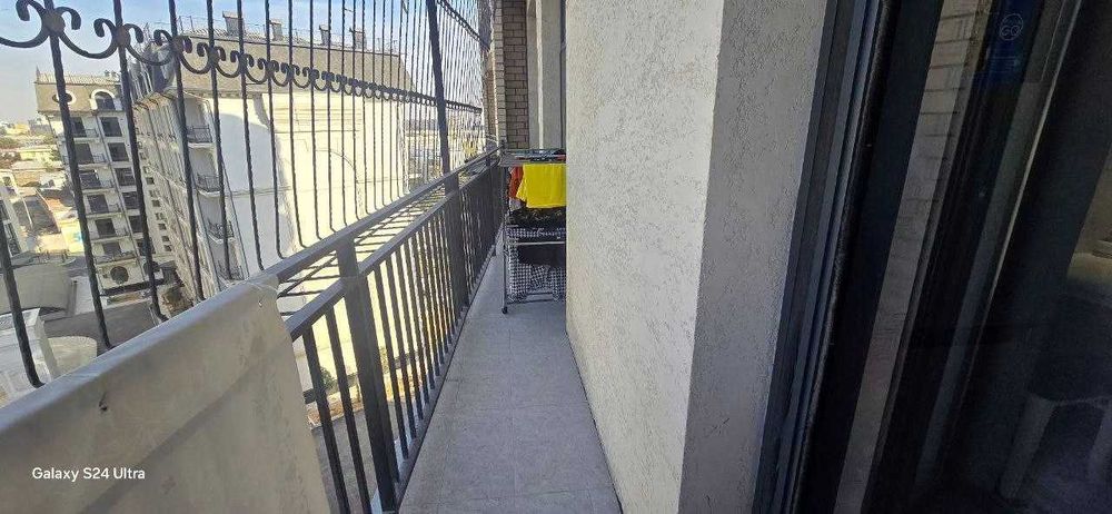 Solaris, Яккасарайский район, ориентир Кушбеги 55 м² + 6 м² лоджия;