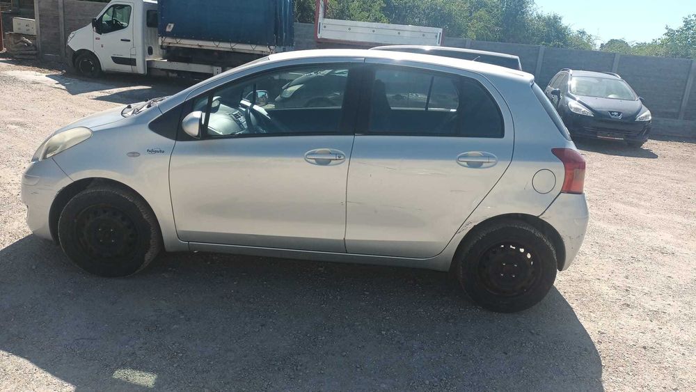 Toyota Yaris 1.0b 2009