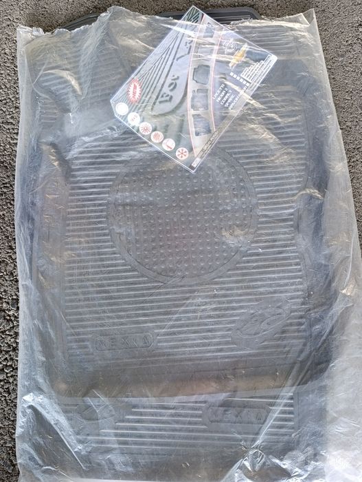 Polik Nexi2 Spakr Kobalt Nexi3 Gentra Lasetti Kovrik yangi.Полик yangi