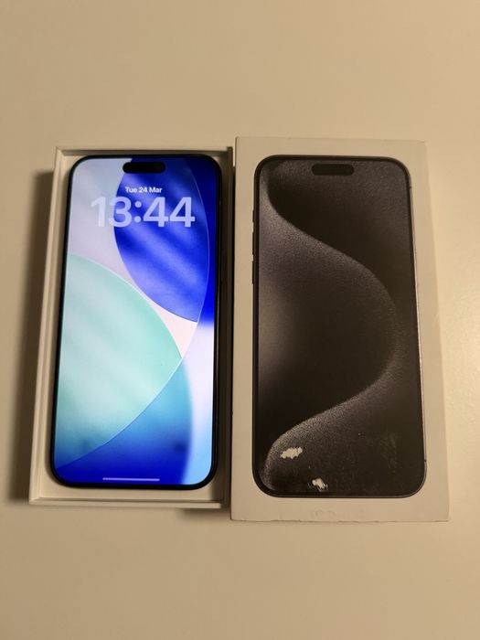 Apple iPhone 15 Pro Max 256 GB - Baterie 100%