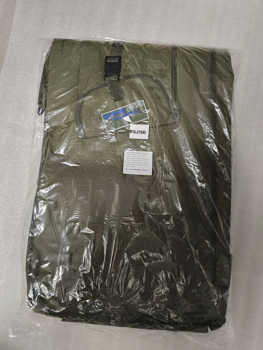 GEANTA HUSA pentru 4 lansete si 4 mulinete crap 210cm 3,90m din 2 buc