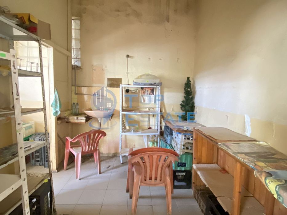 Търговско помещение в с. Куцина, област Велико Търново