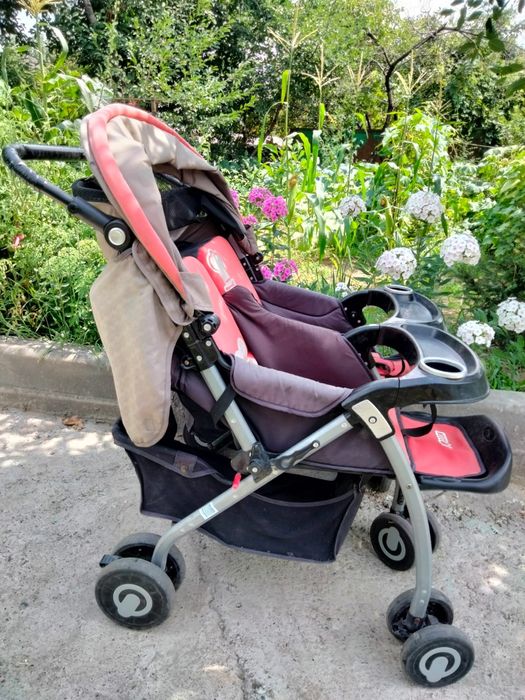 Продам коляску для двойни