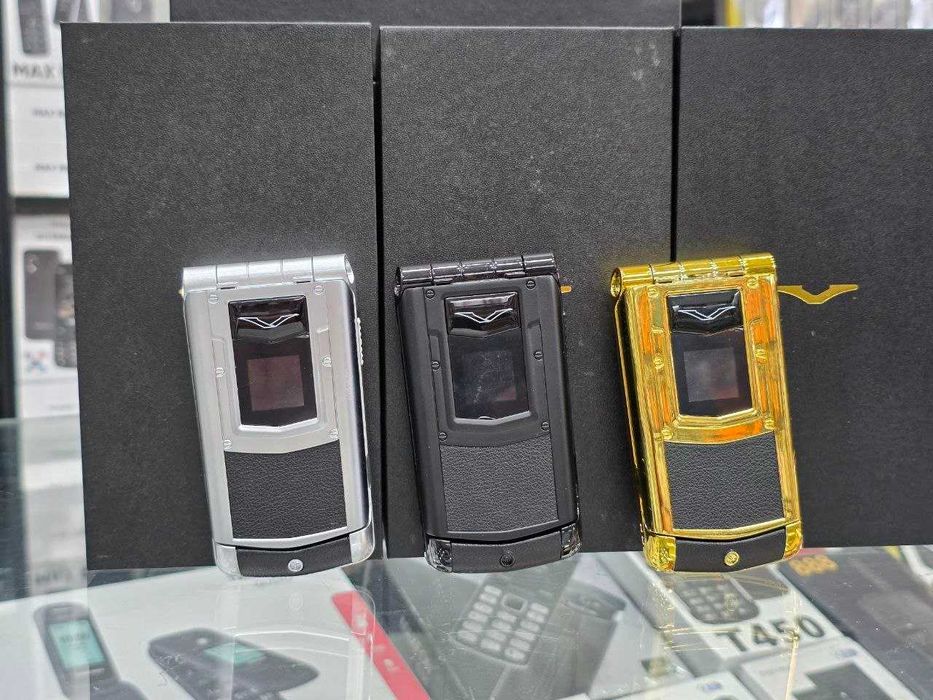 Motorola V77  ( Silver, Black,Gold )