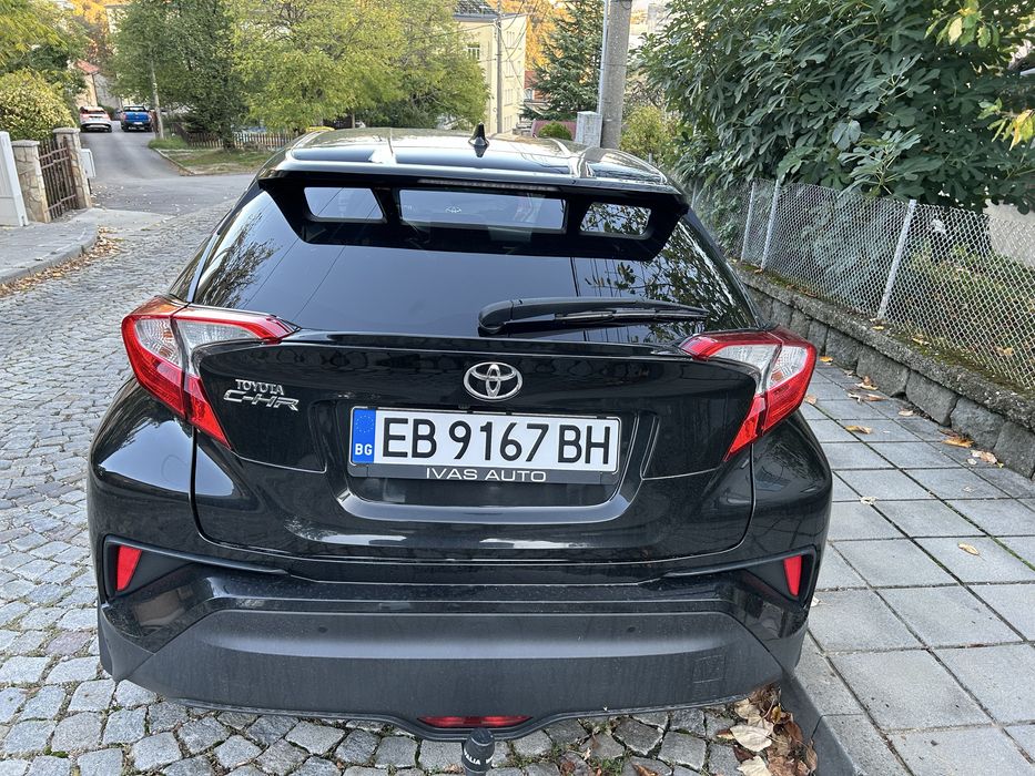 Toyota C-HR чист бензин