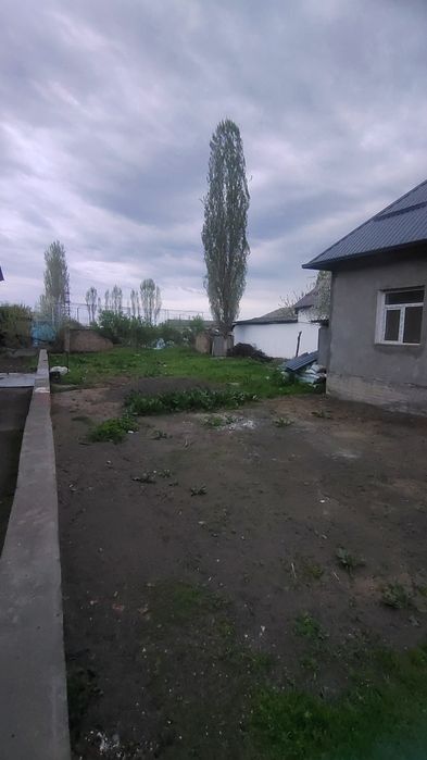 Продается дом  недалеко от Платины