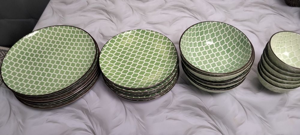 Тарелки сервиз..