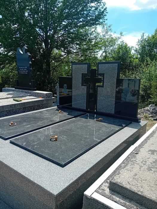 Atelier de prelucrare marmura si granit debitam la comanda