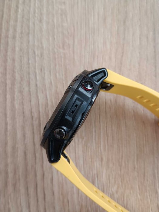 Продавам Garmin Fenix 6X Sapphire