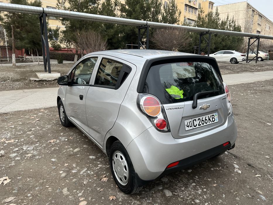 Chevrolet Spark 2014 | 1 evro | автомат