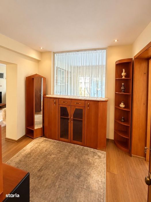 Calea Floreasca , Lux , Nou renovat , 4 camere