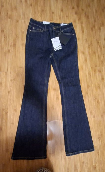 Blugi Flared Vero Moda