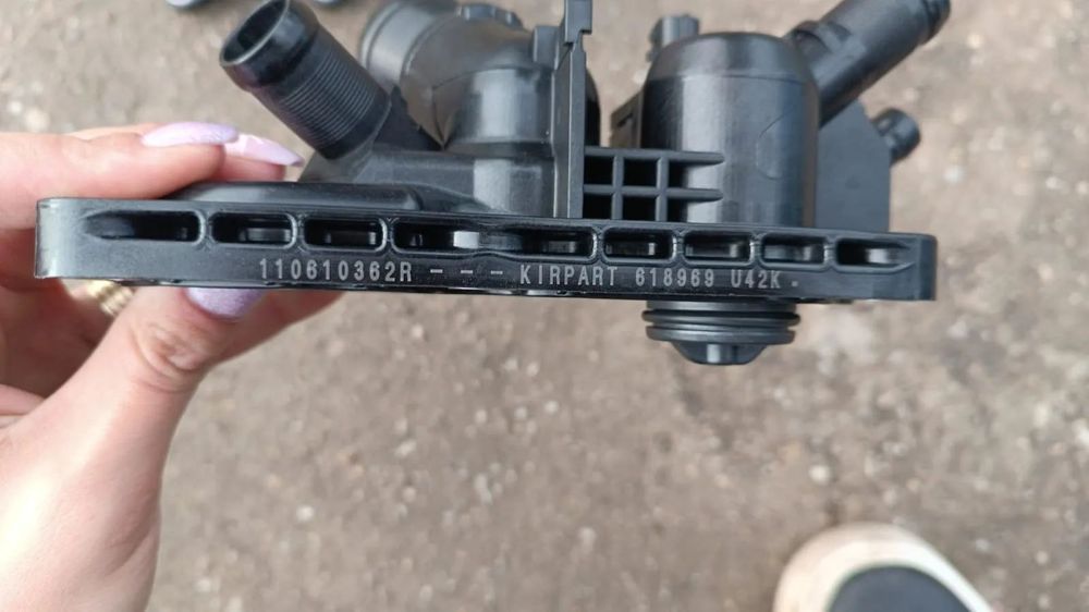 termostat 1000 turbo dacia 2020-2023