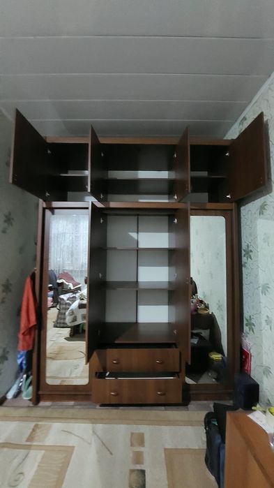 Продается шкаф купе