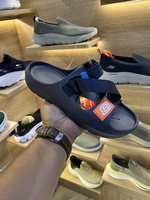 скечерс зор тапочкаларидан келди