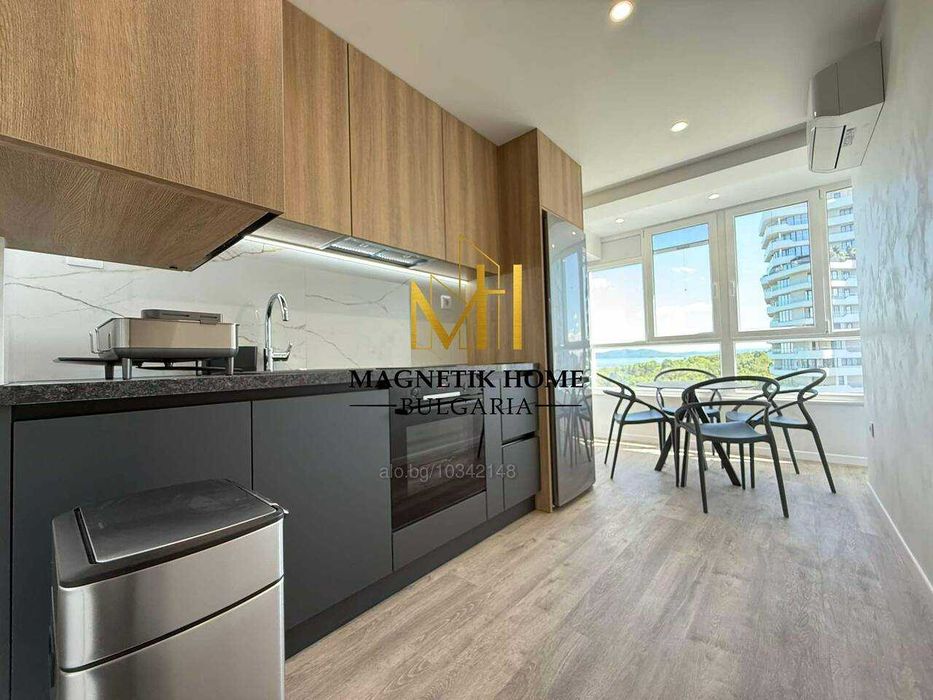 Дава се под наем Тристаен апартамент в Бургас, Лазур - 100 кв.м за 1683 € - Снимка #15