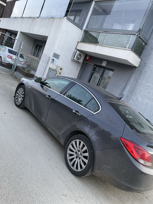 Opel Insignia 2011