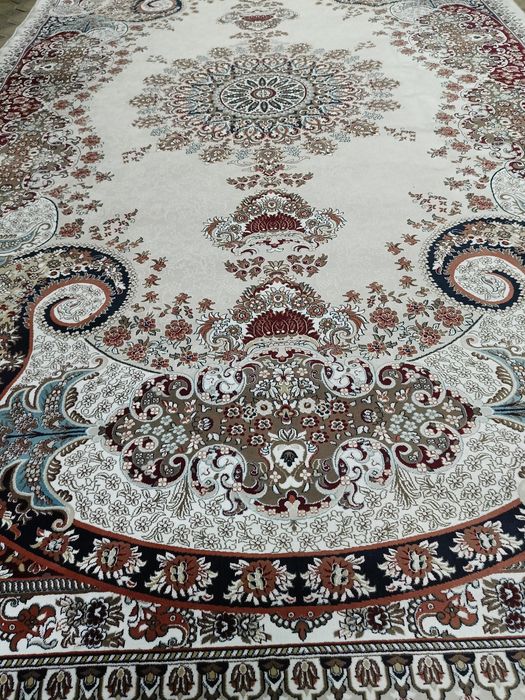 Ковёр срочно продам