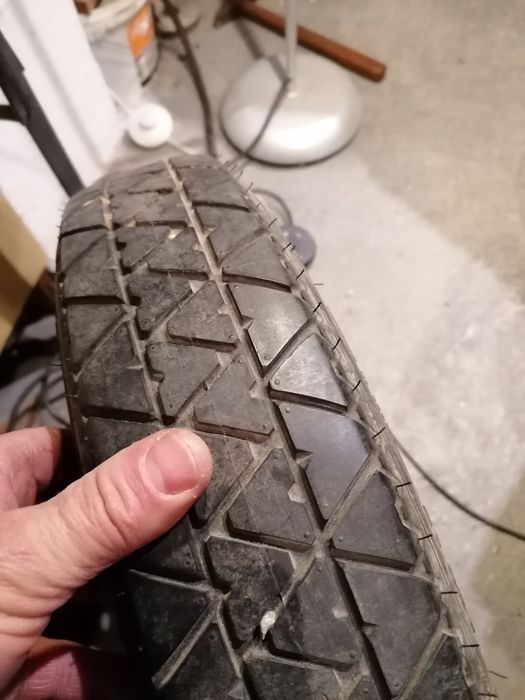 Патерица 4x100/57 резервна гума