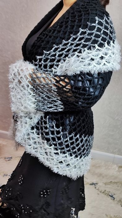 Накидка пончо сотилади