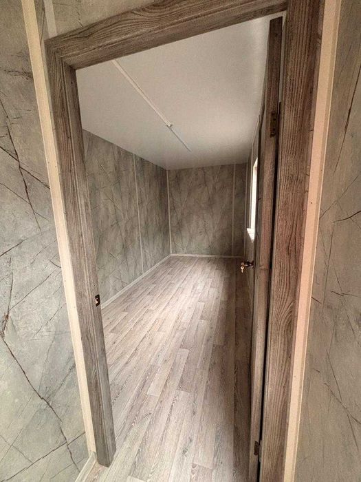 Контейнер утепленный под киоск 20 ф