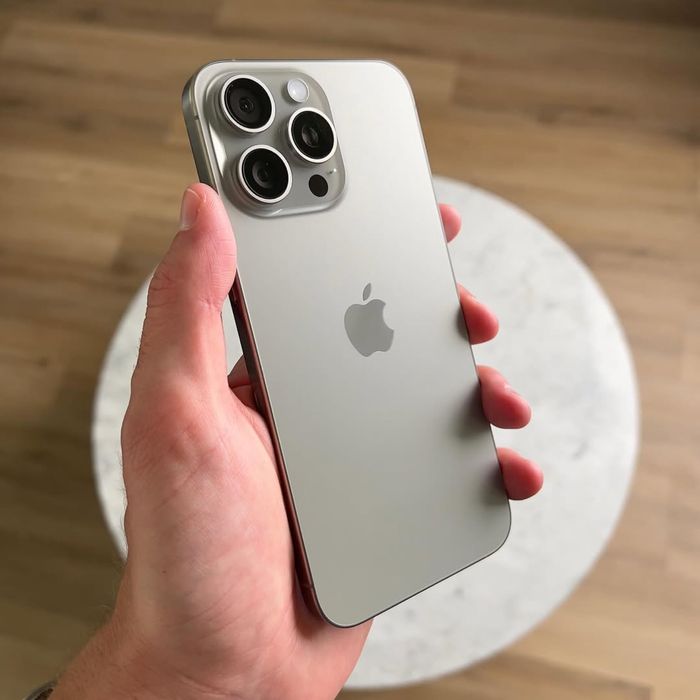 iPhone 15 Pro max 512GB Natural Titan