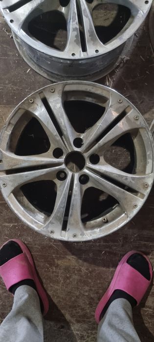 Диски R 16 стояли на камри 45ке
