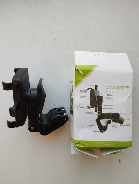 Держатель для телефона в автомобиле