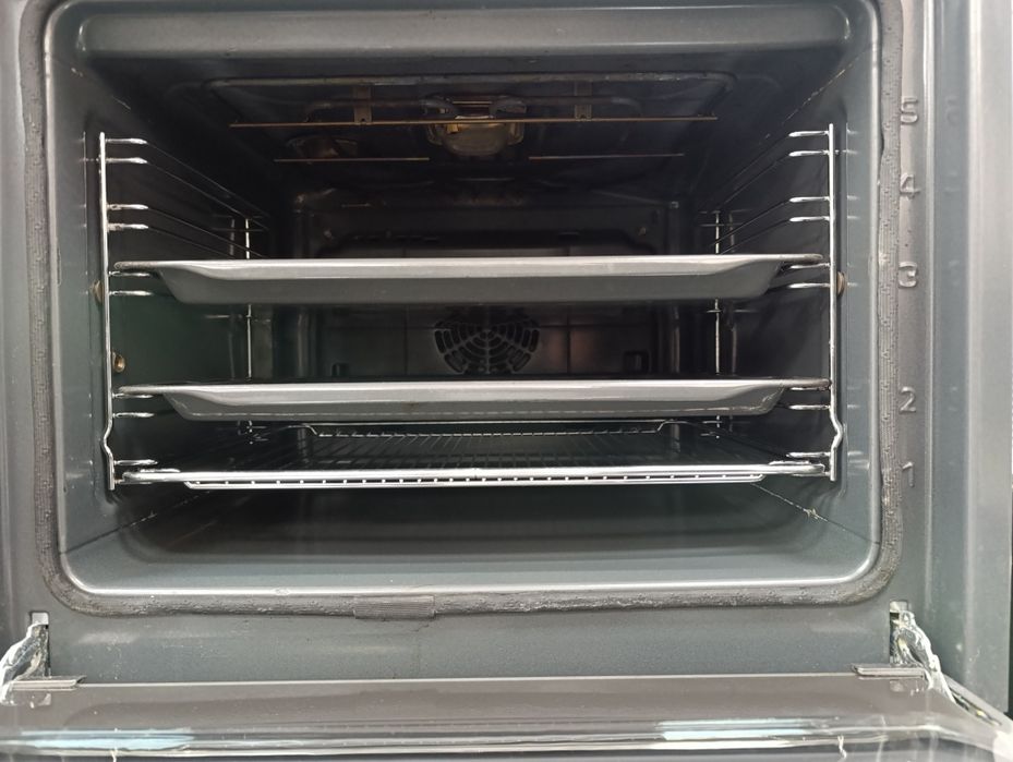 Фурна за вграждане Bosch