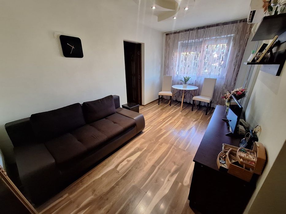 Inchiriez apartmamet confort 3 unirii sud