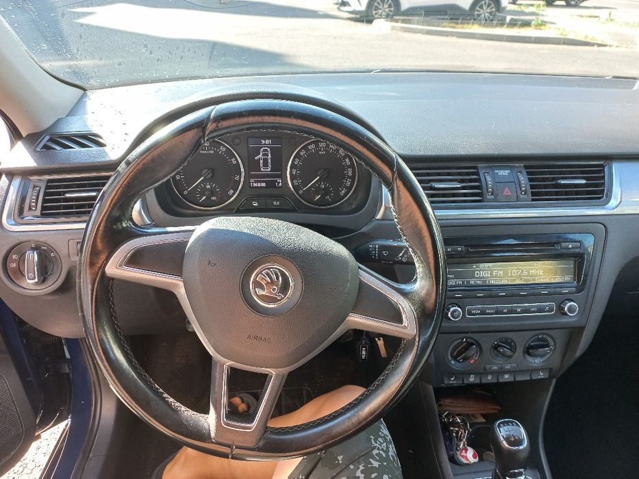 Vând Skoda Rapid model Ambiant