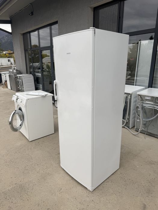 Хладилник - Охладител Bosch 170см