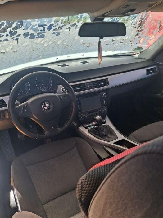 Bmw e90  2005 benzina