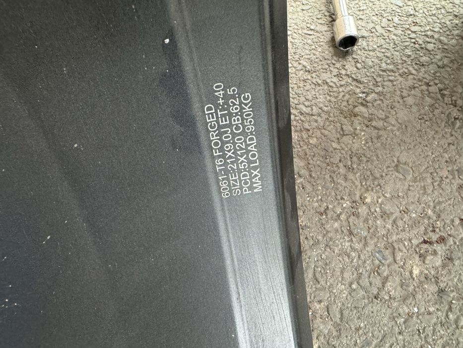 Продам диски R21 на авто