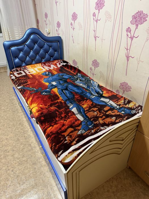 Продам кровать.