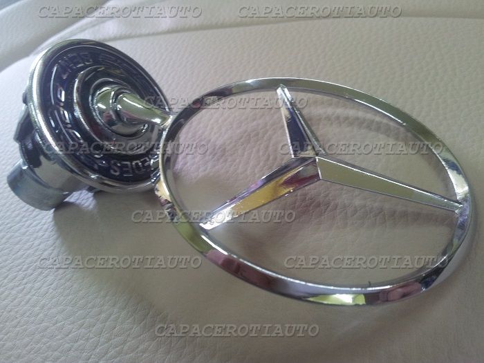 Emblema capota mercede benz
