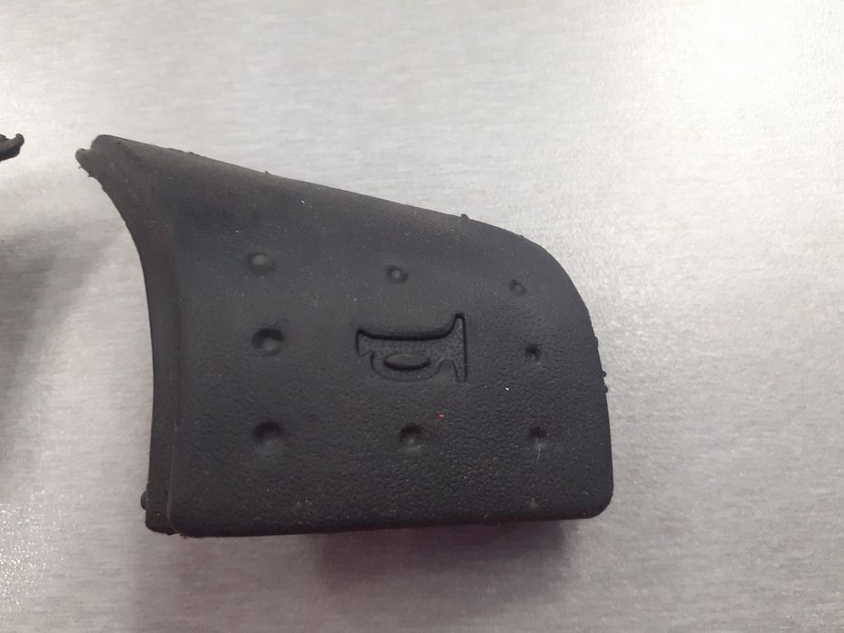 Бутони за клаксон за Опел Мерива Комбо Корса