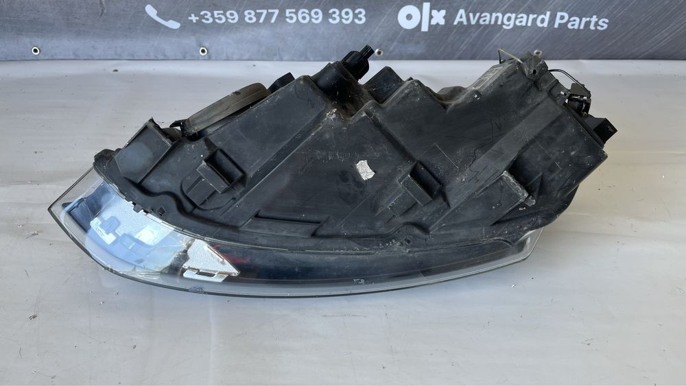 2 броя десен фар VW Polo